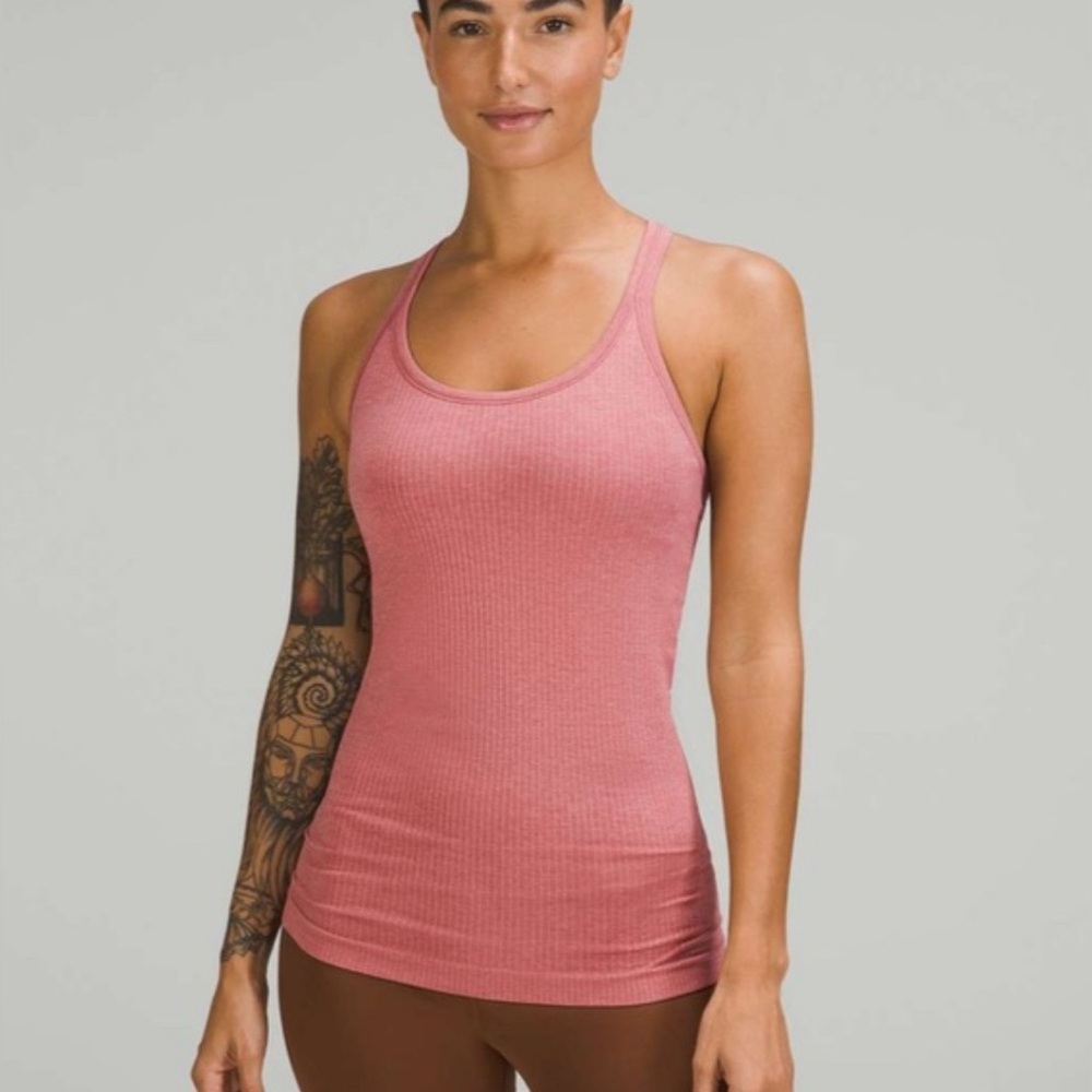 LULULEMON TOP